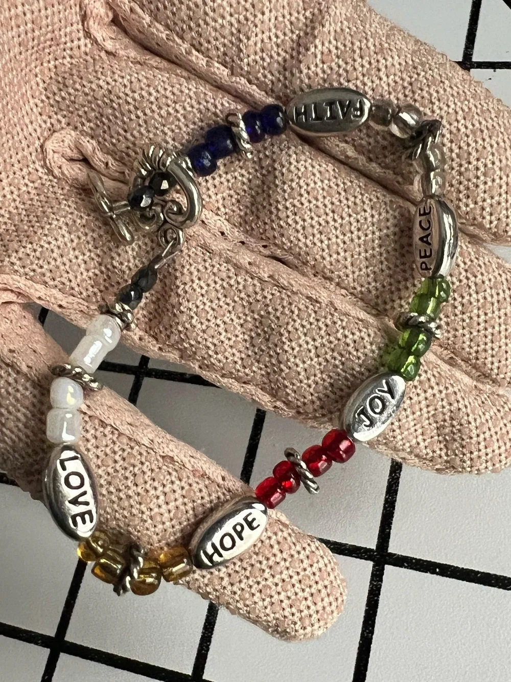 Vintage Faith Hope Love Peace Joy Word Charm Bracelet Silvertone Rainbow
